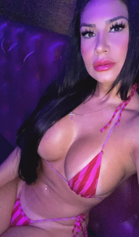 Rafaela Lamas pretty actress pics