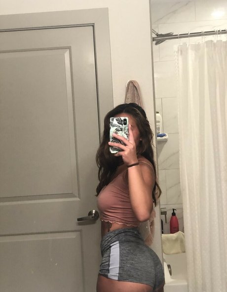 meeshmo exclusive model pics