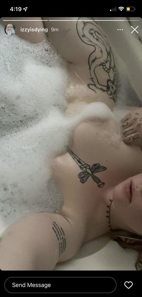 Izzyisdying nudes actress image
