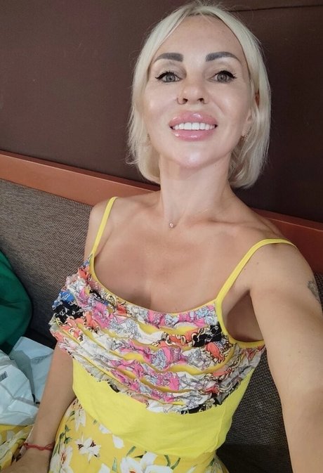 Hotnessi perfect star picture