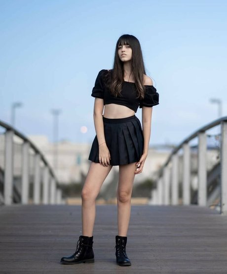 Adiyan actress photos