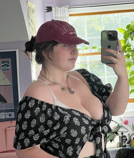 Thekinkcouch model art photos