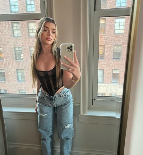 Kendall Vertes naked pornstar images