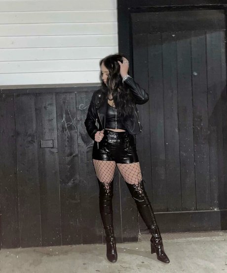 Shelby Dias perfect model archive