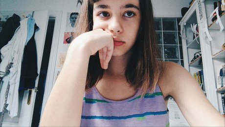 SpanishGrimes adult model images