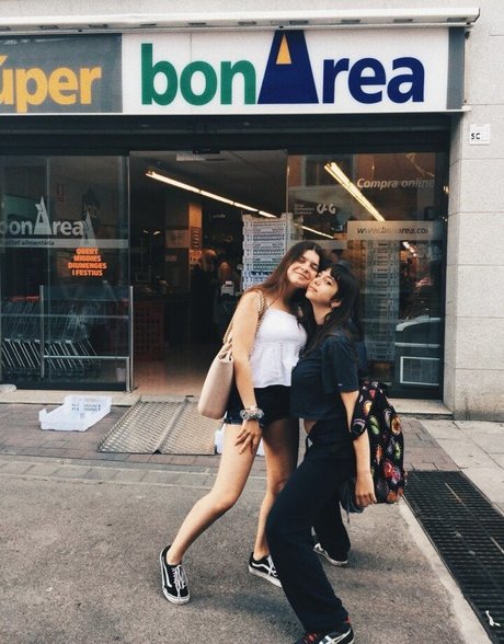 SpanishGrimes pornstar pretty photo