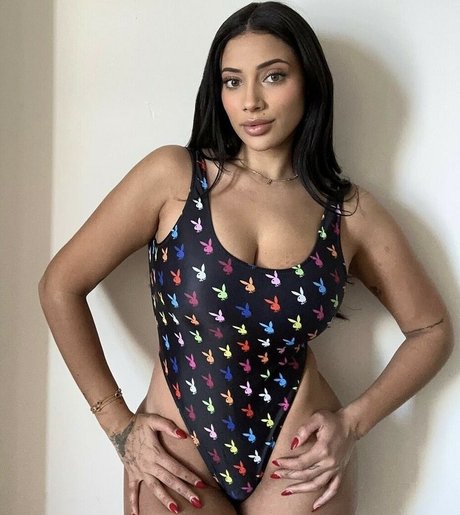 Gabriella Firek model art archive