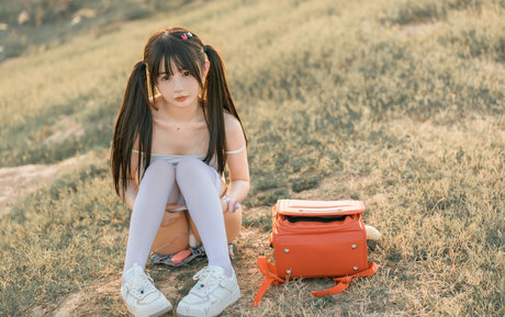 Sakurai Nene naked model images