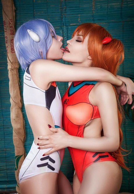 Aleksis Hitc model pornographic archive