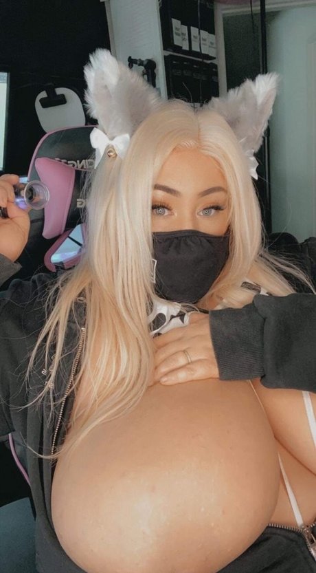 Keakus porn actress photos