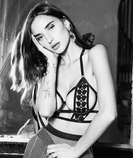 callanjensen model nice picture