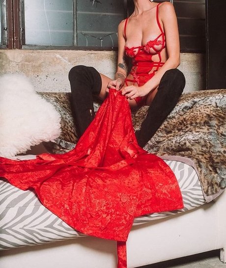 callanjensen model hd images