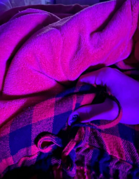 MoonFemboy5 adult actress pic