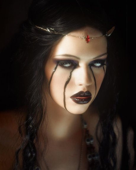 Emma Karla Peet naked pornstar img