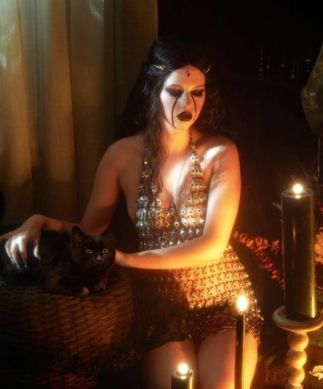 Emma Karla Peet xxx star gallery