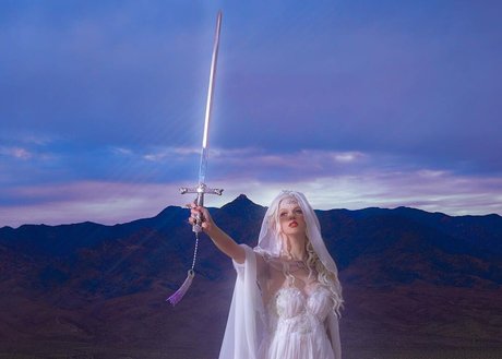 Emma Karla Peet star high quality photo