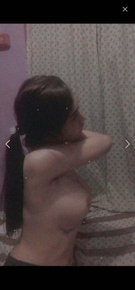 Mei Li art actress galleries