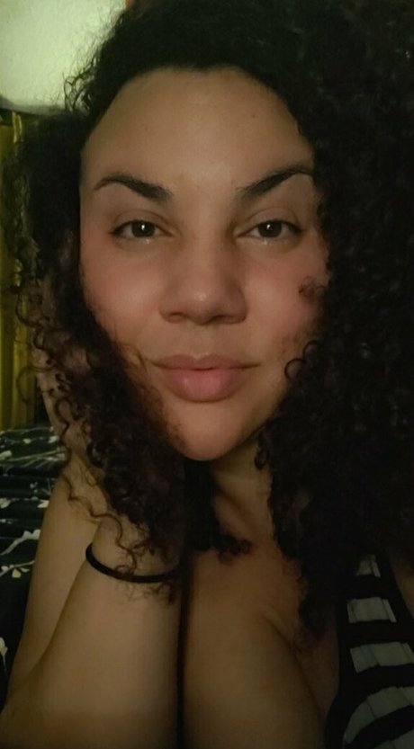 Beigewunder exclusive pornstar pic