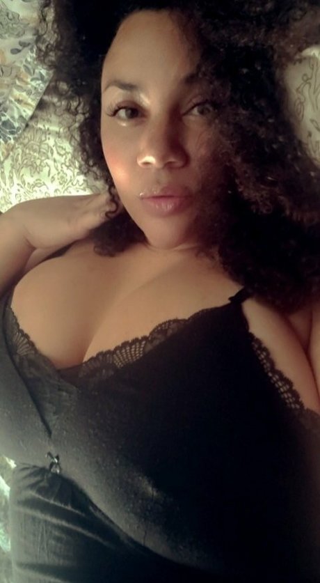 Beigewunder model top picture