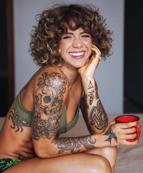 Ninne Dias pornstar high quality pics