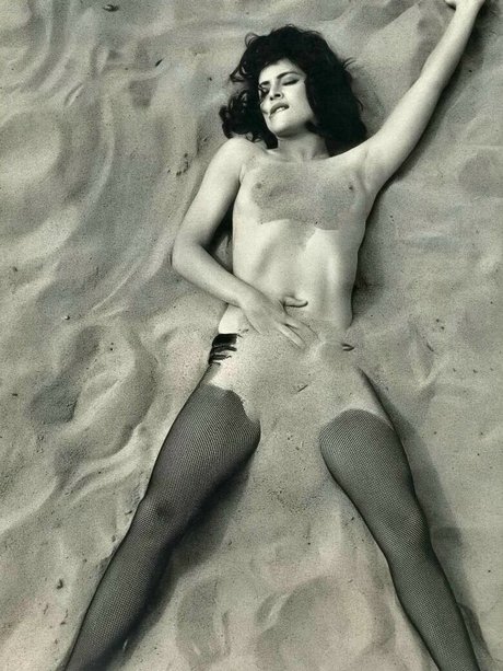 Madeleine Stowe model hd image