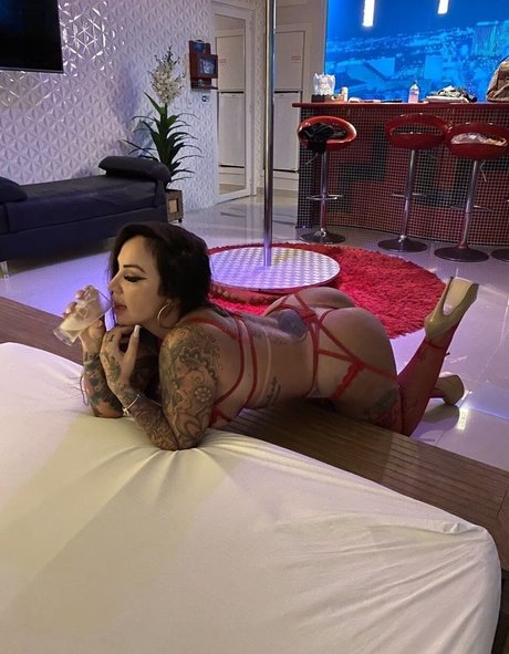 Micheli Basso hot star picture