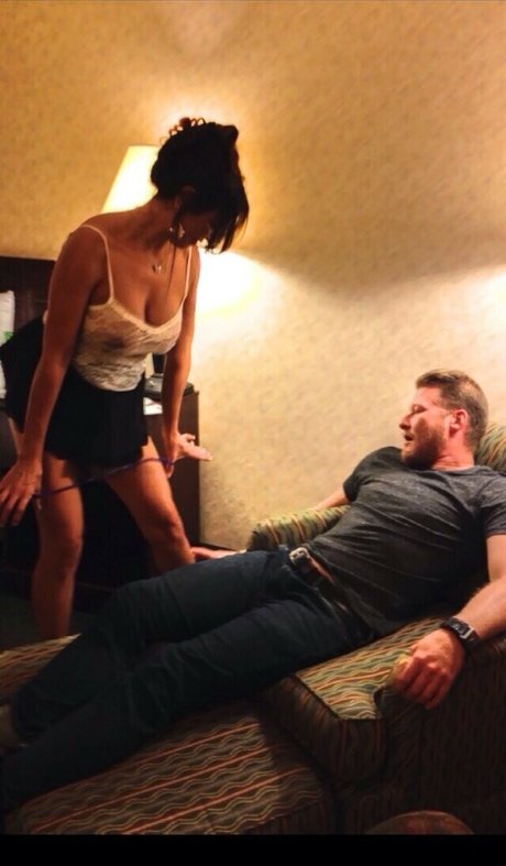 Wilddee1988 hot star photo