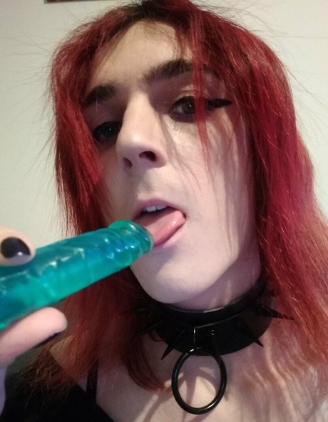 LunaRouge model nude img