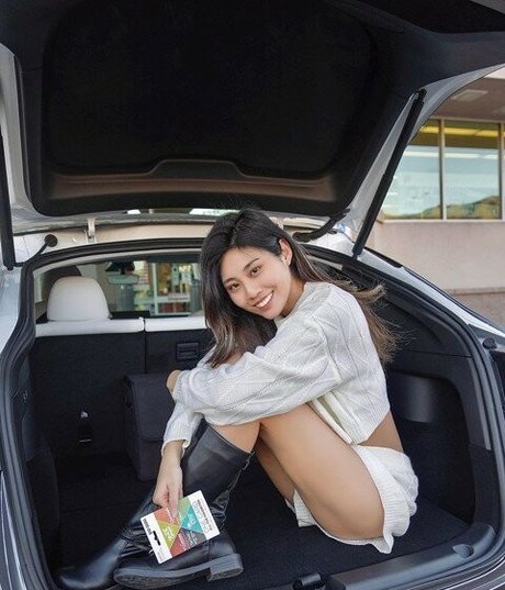 Tangtangjulia model porn gallery