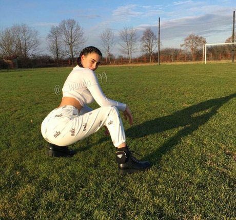 Ivana S_ high quality star images