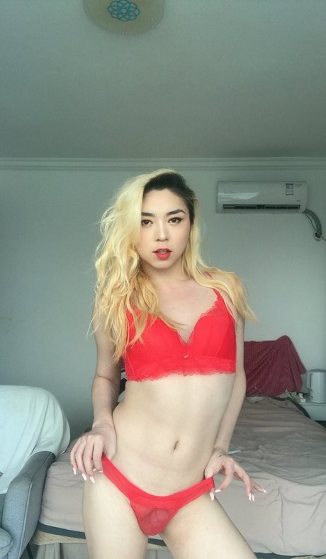 Sisdon nice actress img