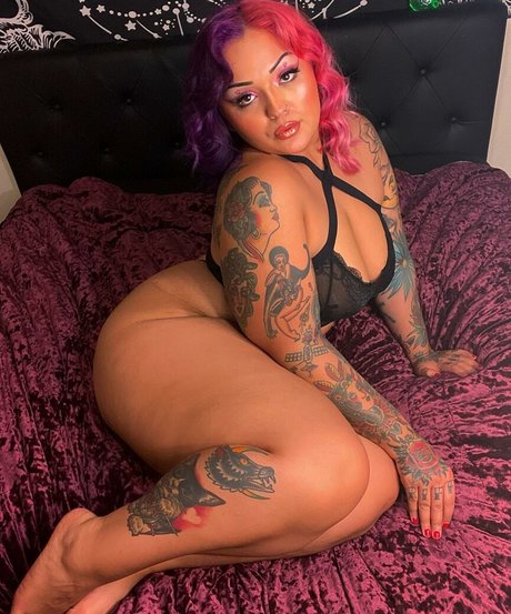 Dee Vicious sex actress img