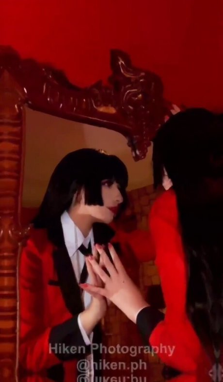 Catherine Farron model erotic pics