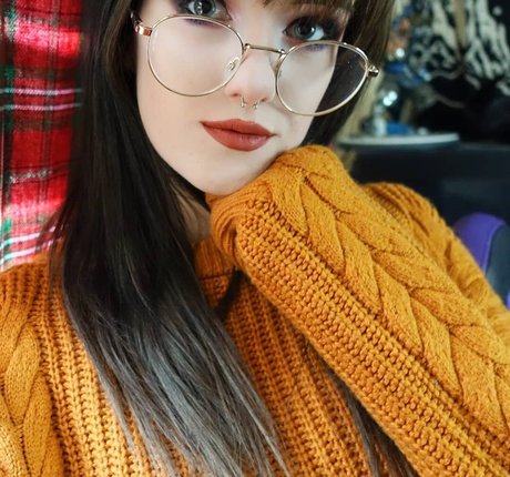 Ashi pretty model pictures