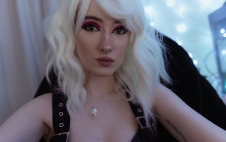 Ashi high quality model pic