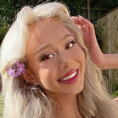 Peachypiex nice actress photo