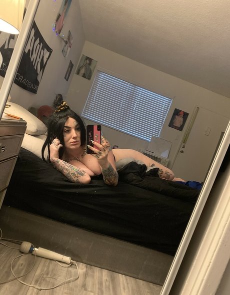 Courtdaplug perfect model pic