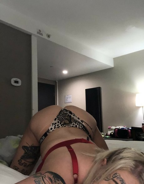 Courtdaplug pornographic star images