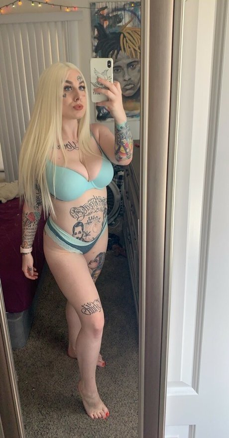 Courtdaplug model best pictures