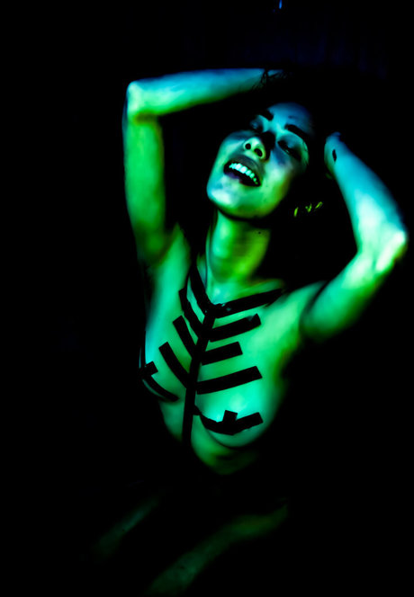 Crystulm3th nude model pic