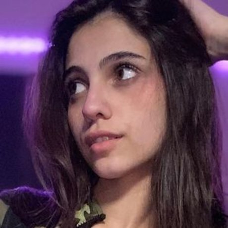 iaaras22 model nude picture