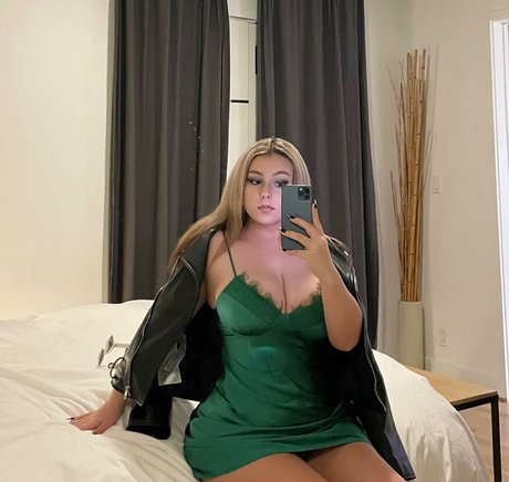 Brooklyn Figley sex pornstar image