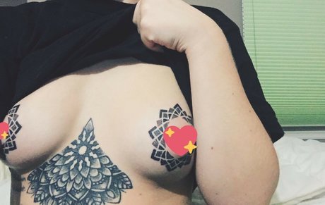 Urberrylove pornographic actress pic