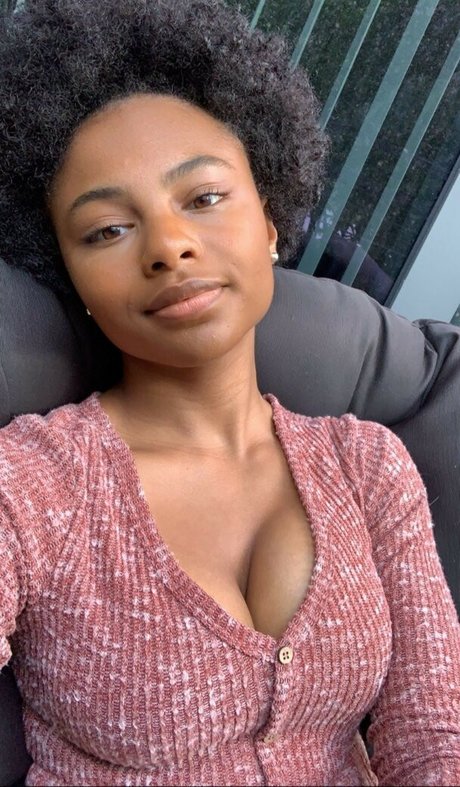 Saffronnn model high quality pics