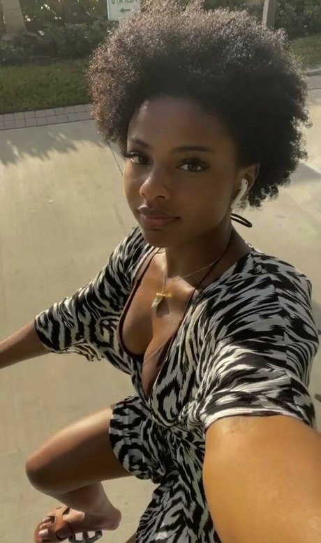 Saffronnn porn star archive