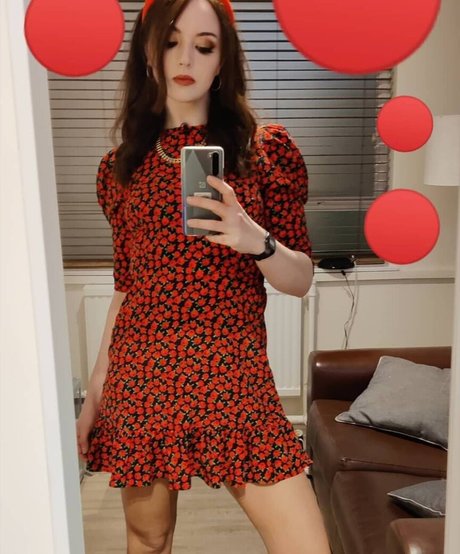 Fern Brady exclusive actress gallery