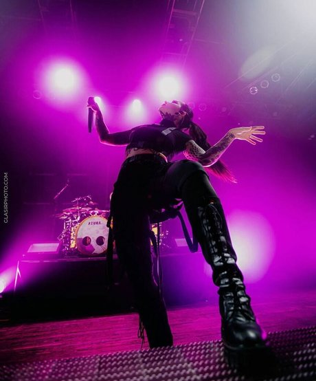 Tatiana Shmayluk model pictures