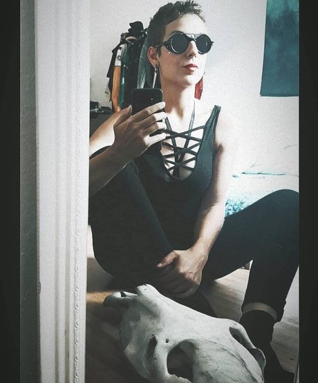 Irina Mirella model exclusive archive