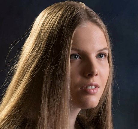 Eva Gevorgyan star naked img