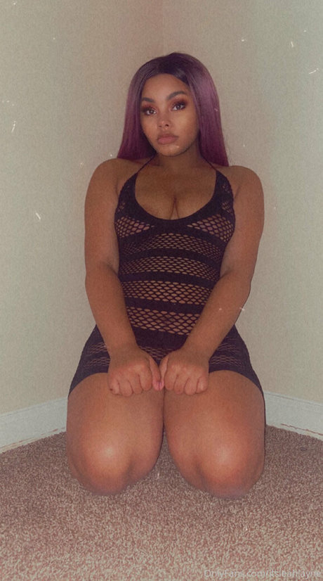 Leah Layne art star gallery